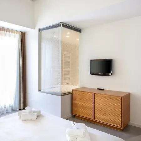 Szálloda The Ziba & 4*