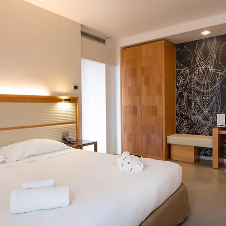 The Ziba & Szálloda 4*